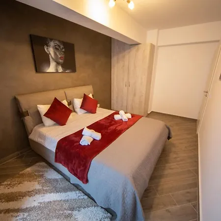 Alezi Apartment *